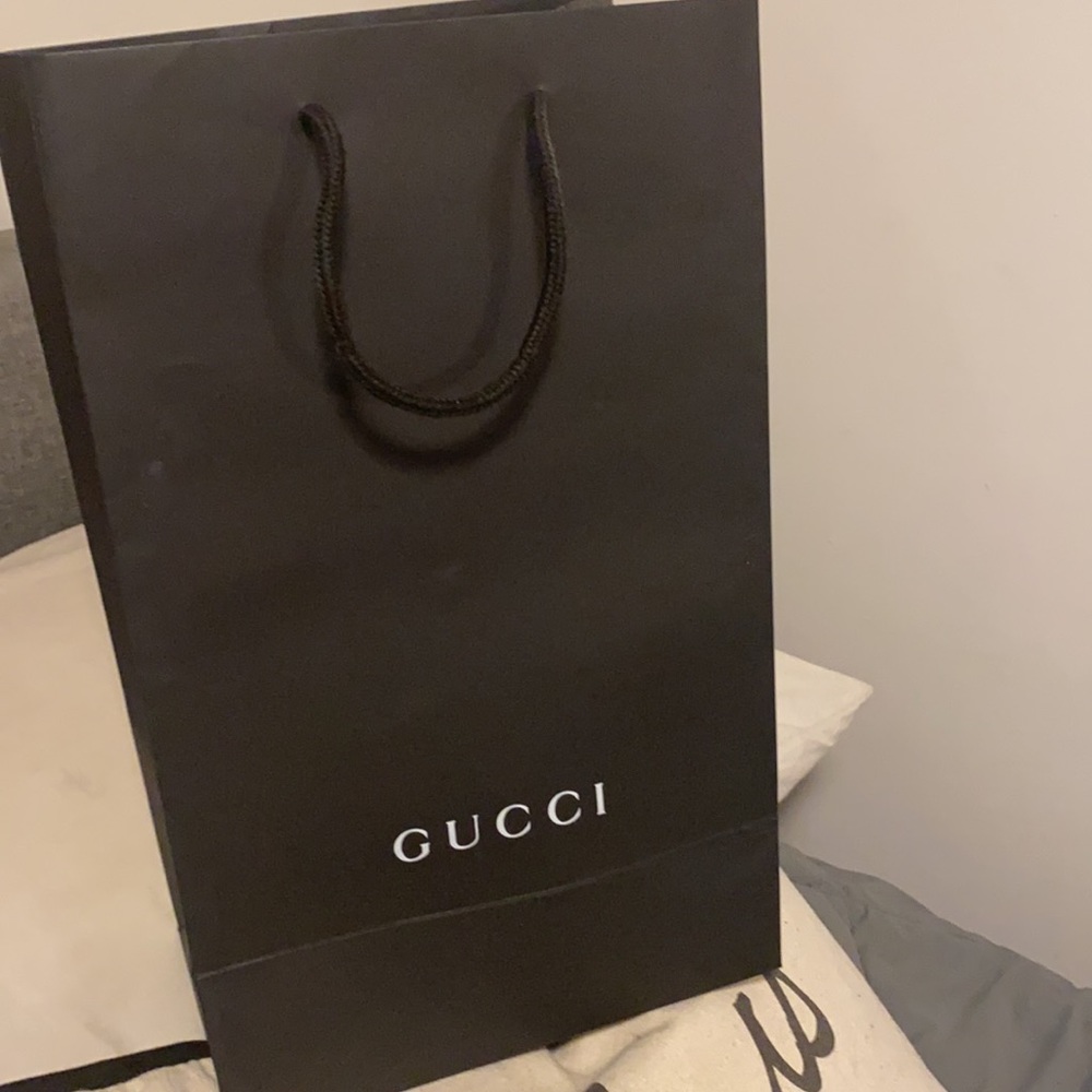 Gucci Authentic Black Shopping Bag - Picture 5 of 8